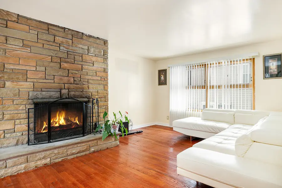 302 W 13th Street, Chicago Heights, IL 60411 - #2