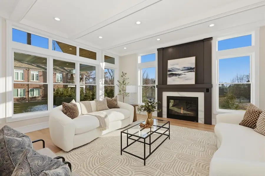 1523 Linden Circle, Lemont, IL 60439 - Image #3