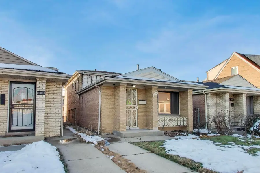 10154 S Emerald Avenue, Chicago, IL 60628 - Image #3
