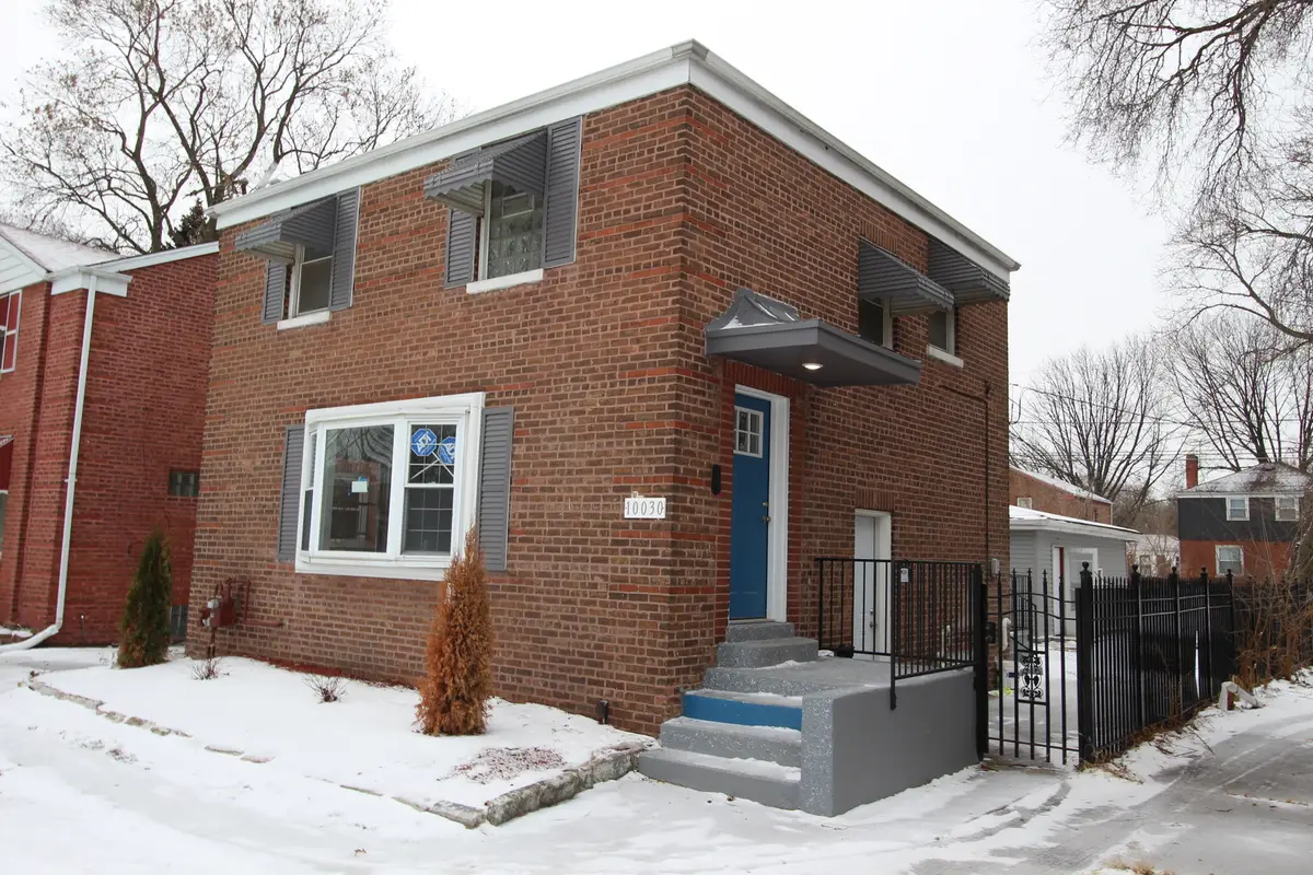 10030 S Luella Avenue, Chicago, IL 60617 - Image #1