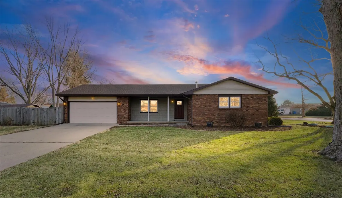 1688 Willowdale Drive, Saint Joseph, IL 61873 - Image #1