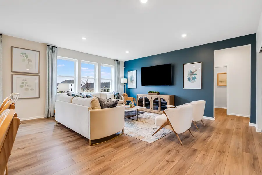 3902 Riverwoods Drive, Woodstock, IL 60098 - Image #2