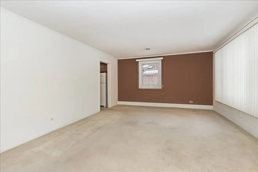 1162 W Grant Drive, Des Plaines, IL 60016 - Image #2