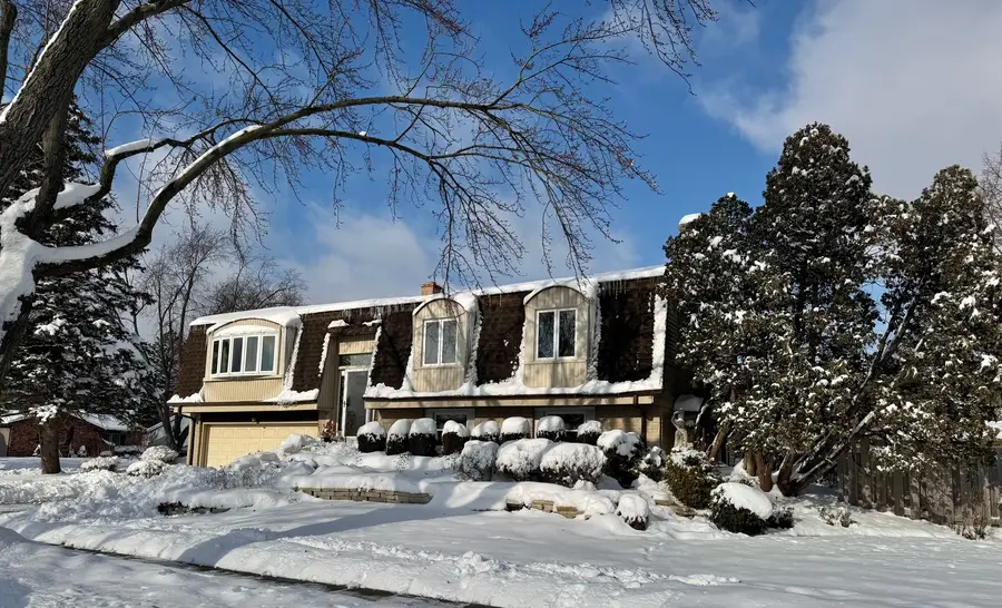 416 Trinity Court, Buffalo Grove, IL 60089 - Image #2