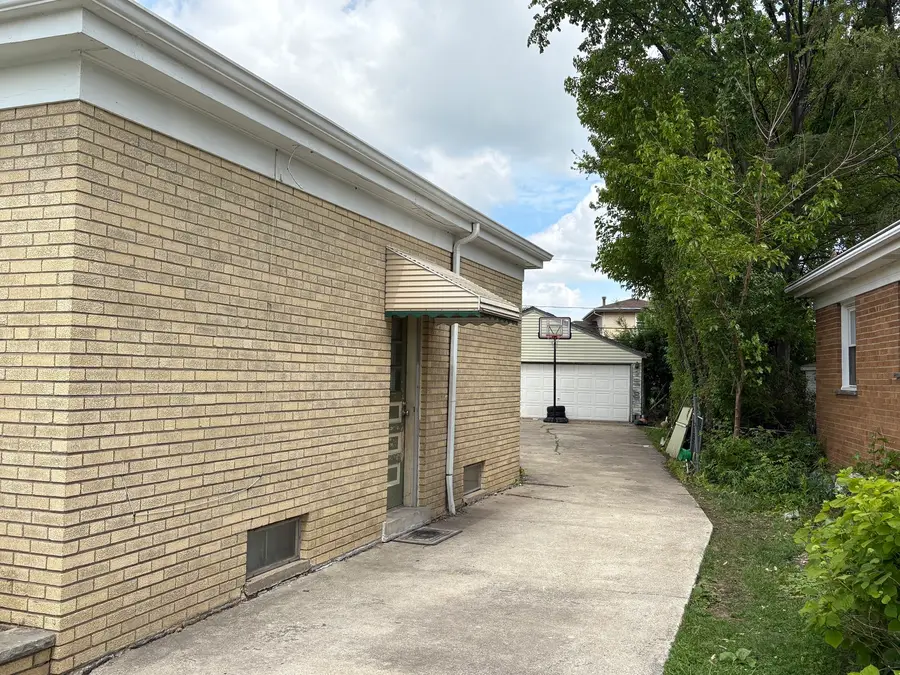 11138 Shaw Street, Westchester, IL 60154 - Image #3