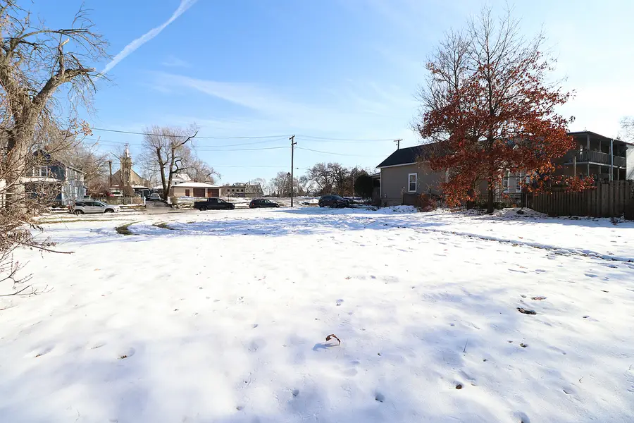 311 N Hickory Street, Joliet, IL 60435 - Image #2