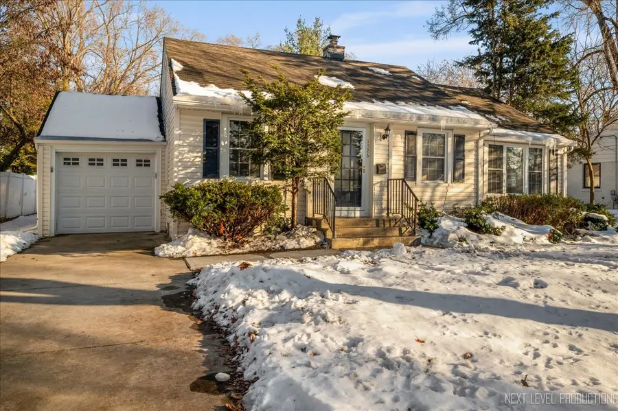 1326 Elm Street, Saint Charles, IL 60174 - #3