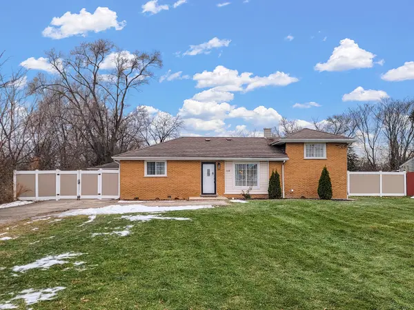 128 S Villa Avenue, Addison, IL 60101