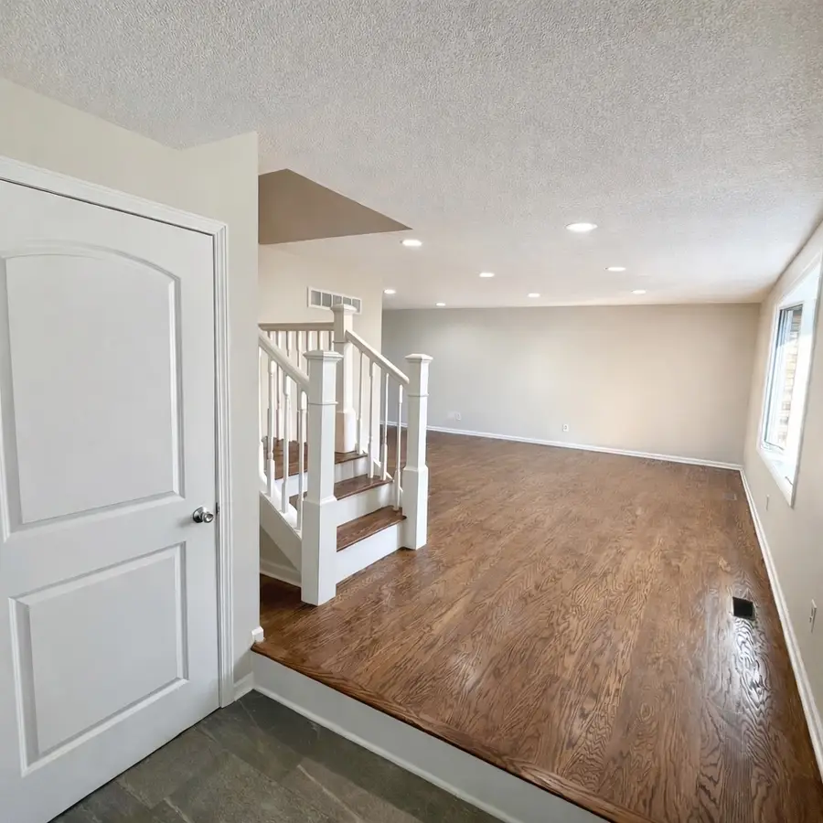 1387 Westminster Lane, Bourbonnais, IL 60914 - Image #3