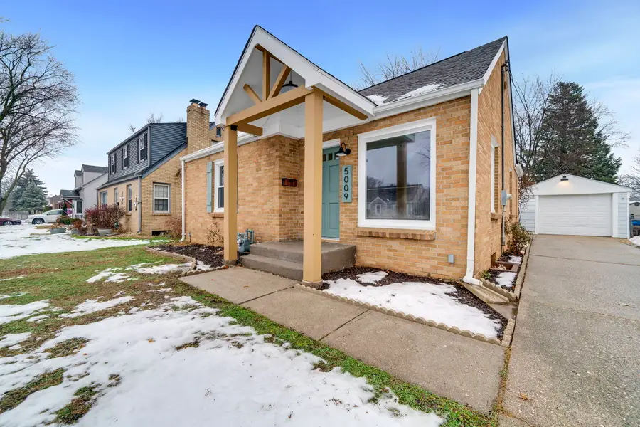 Address Withheld By Seller, Loves Park, IL 61111 - Image #2