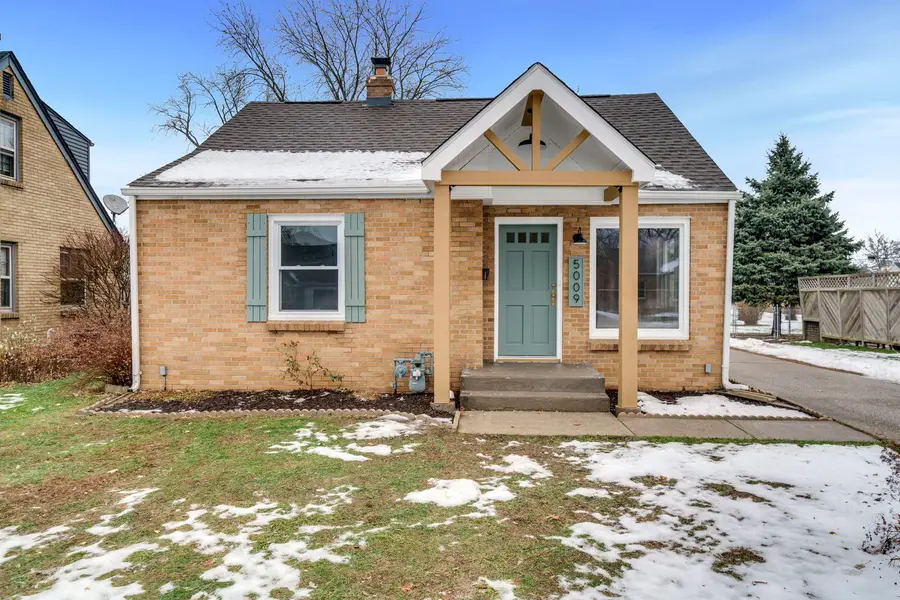Address Withheld By Seller, Loves Park, IL 61111 - Image #3
