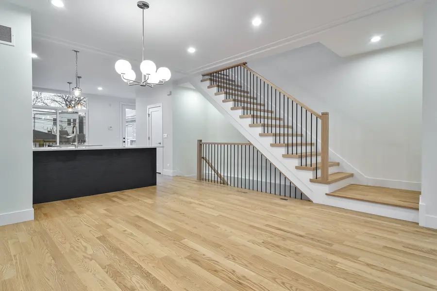 1521 N Lawndale Avenue, Chicago, IL 60651 - Image #3