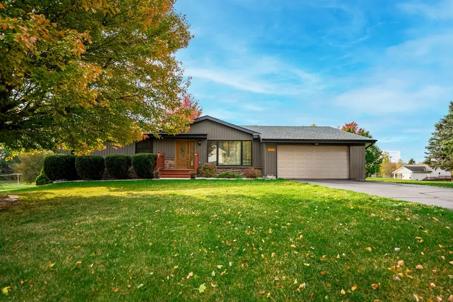 295 Forestcliff Court, Davis, IL 61019 - Image #2