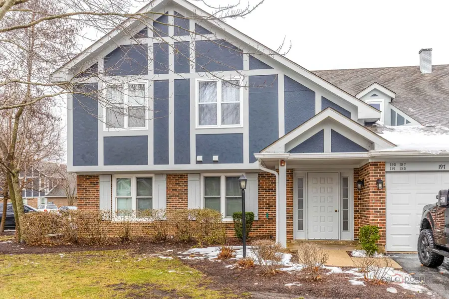 193 Hemingway Court, Vernon Hills, IL 60061 - Image #2