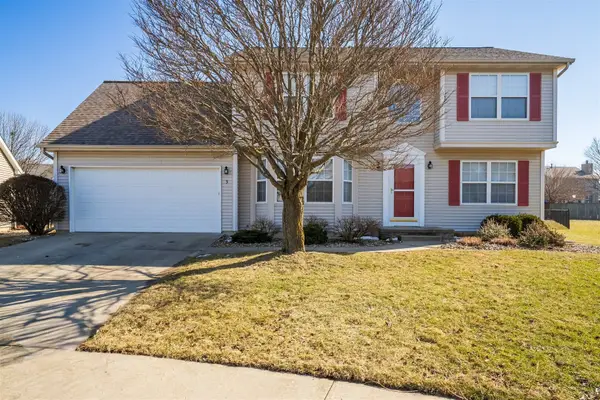 3 Timbergate Court, Bloomington, IL 61704