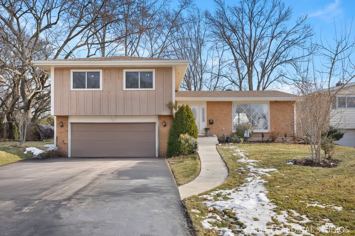 865 Magnolia Circle, Lombard, IL 60148 - Image #1
