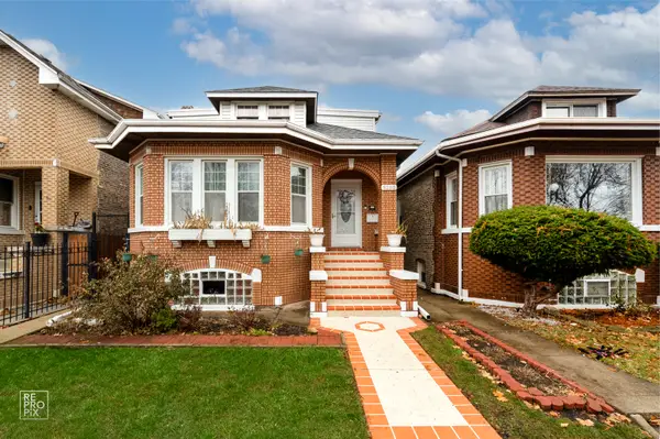 5250 W Drummond Place, Chicago, IL 60639