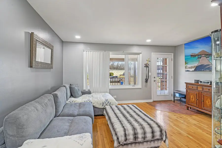 2426 N Butrick Street, Waukegan, IL 60087 - Image #2