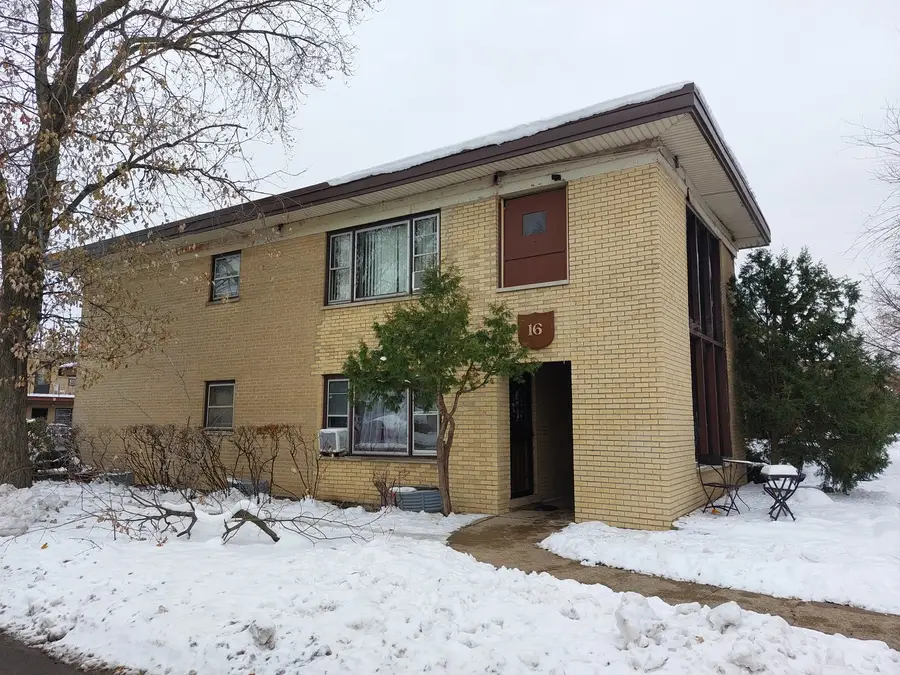 16 King Arthur Court #16, Northlake, IL 60164 - Image #3