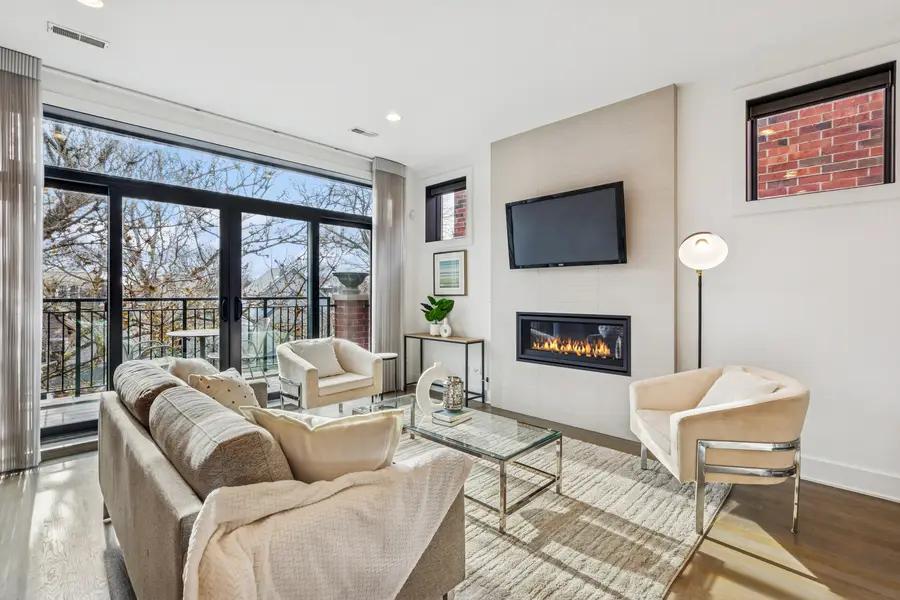 1302 W Winona Street #3W, Chicago, IL 60640 - Image #2