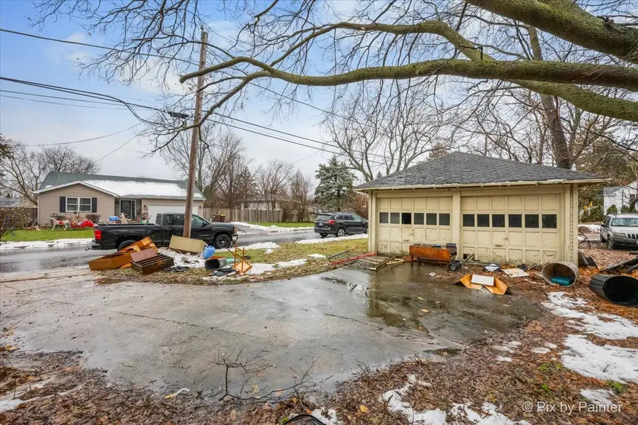551 Mchenry Avenue, Woodstock, IL 60098 - Image #2