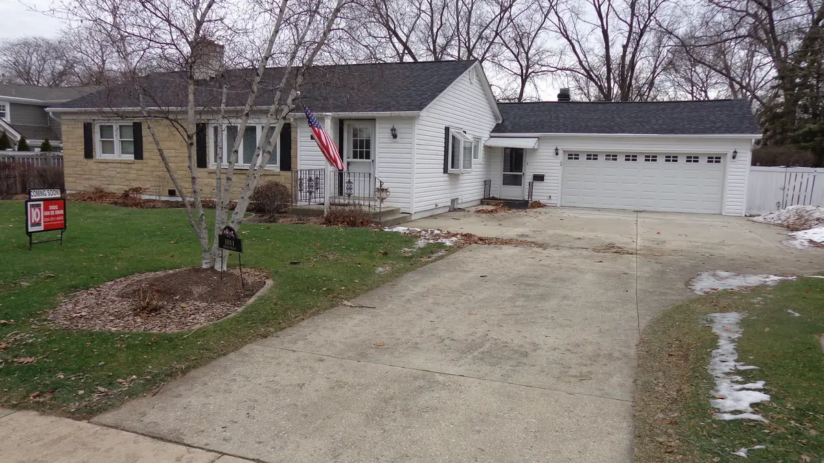 1011 James Street, Geneva, IL 60134 - Image #1
