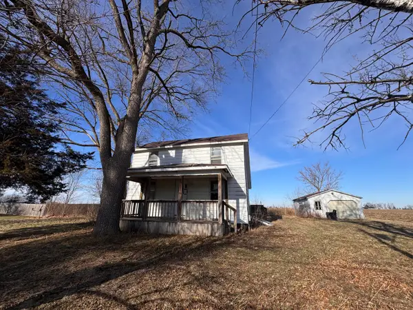 224 E State Street, Washburn, IL 61570