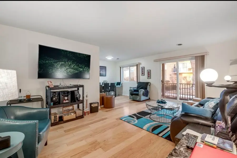 9621 S Karlov Avenue #104, Oak Lawn, IL 60453 - Image #2