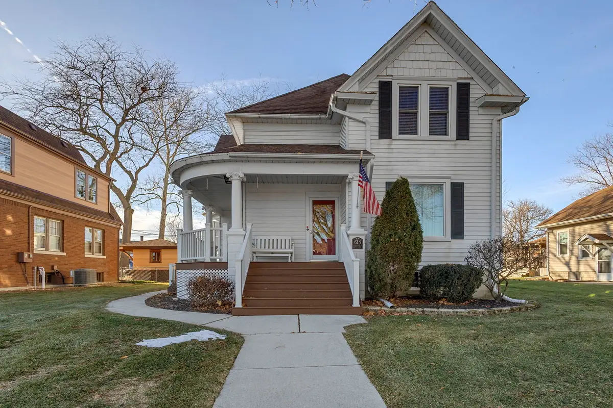 618 Woodward Street, Beecher, IL 60401 - Image #1