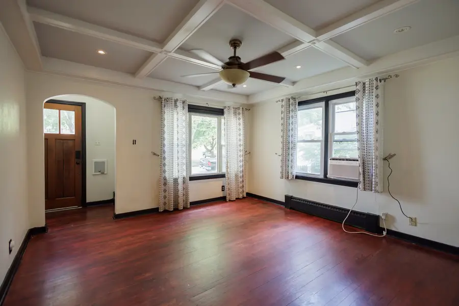 957 S 7th Avenue, Kankakee, IL 60901 - Image #2