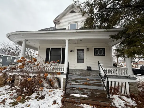 201 S Elida Street, Winnebago, IL 61088