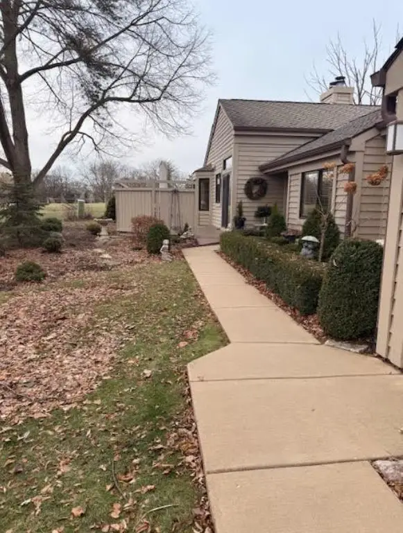 494 Shoreline Road #670, Lake Barrington, IL 60010 - Image #2