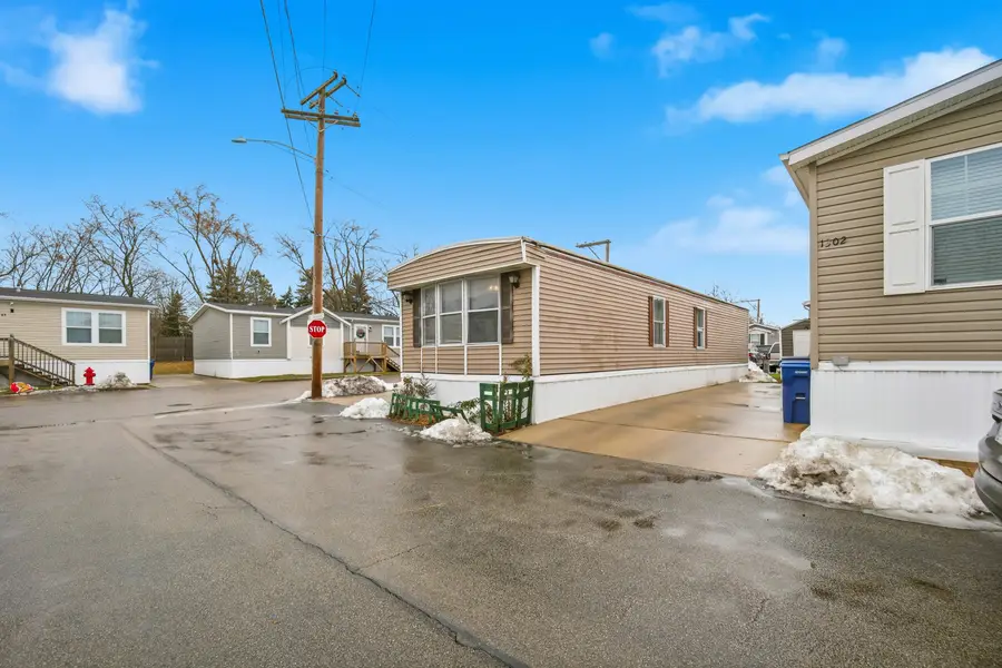 1300 W Branch Road, Northfield, IL 60093 - Image #2