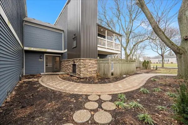 Address Withheld By Seller, Wheaton, IL 60189