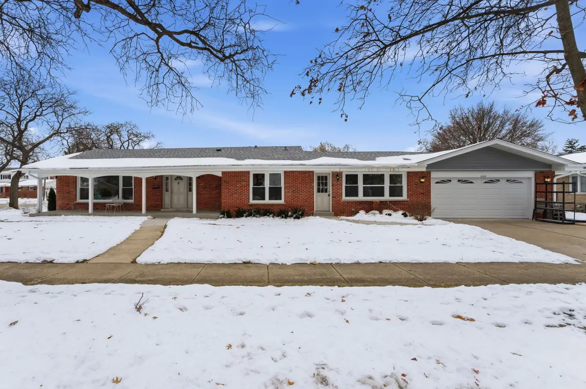 1220 N Hamlin Avenue, Park Ridge, IL 60068 - Image #1