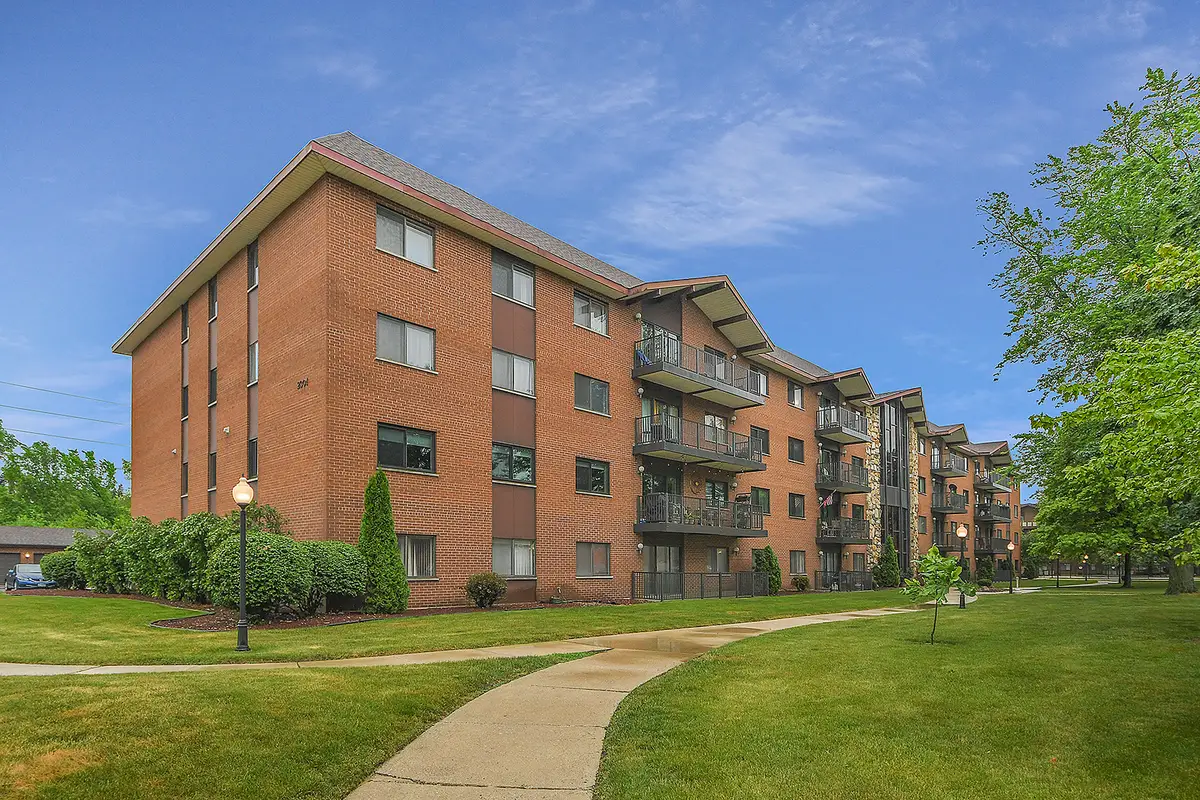 2301 183rd Street #401, Homewood, IL 60430 - Image #1