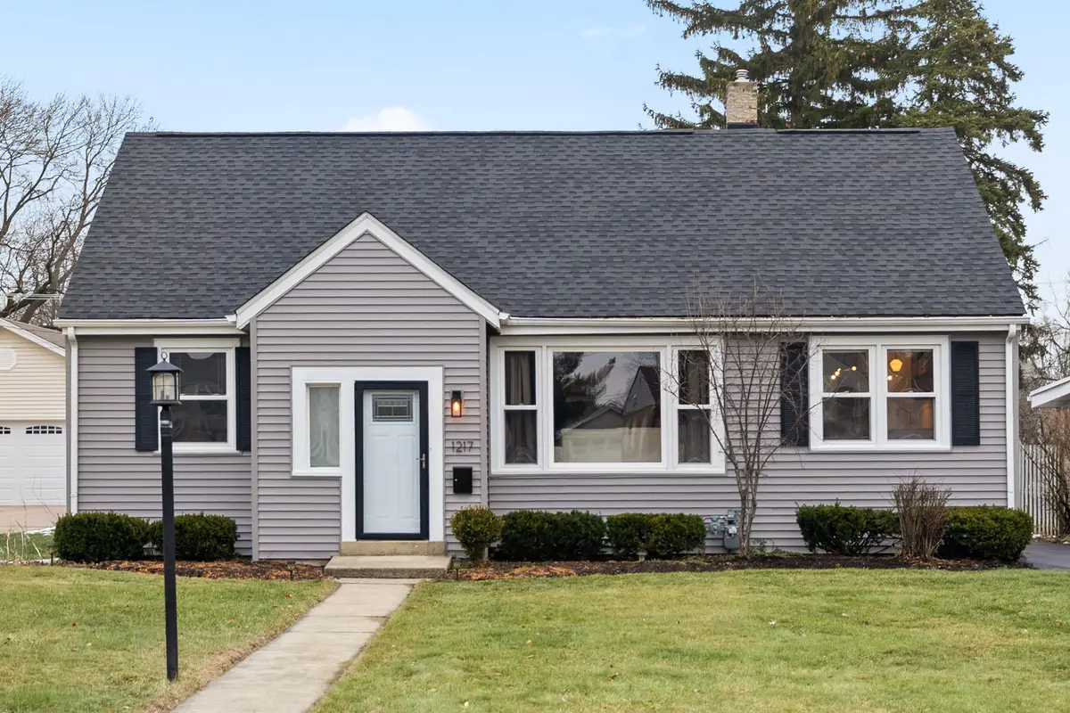 1217 Sunset Road, Wheaton, IL 60189 - Image #1