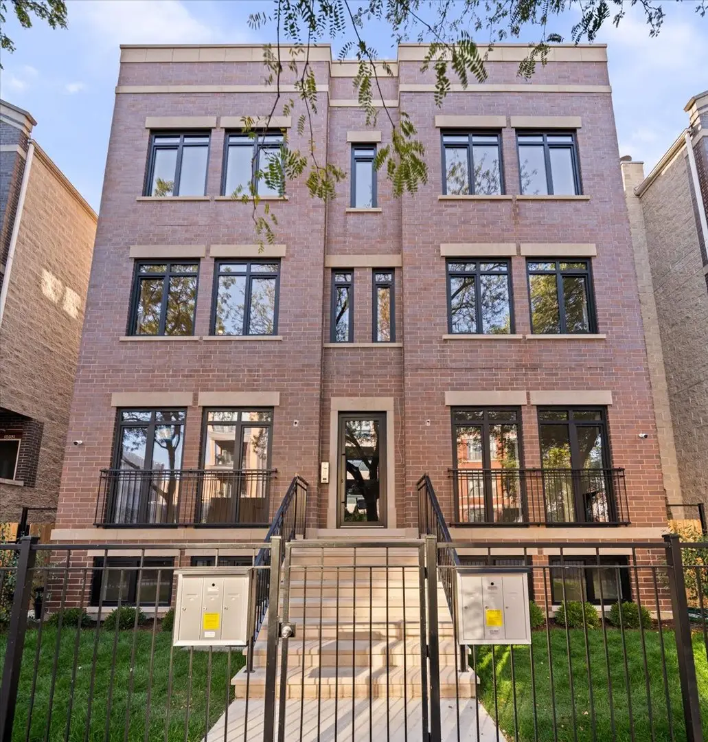 3036 N Sheffield Avenue #2S, Chicago, IL 60657 - Image #1