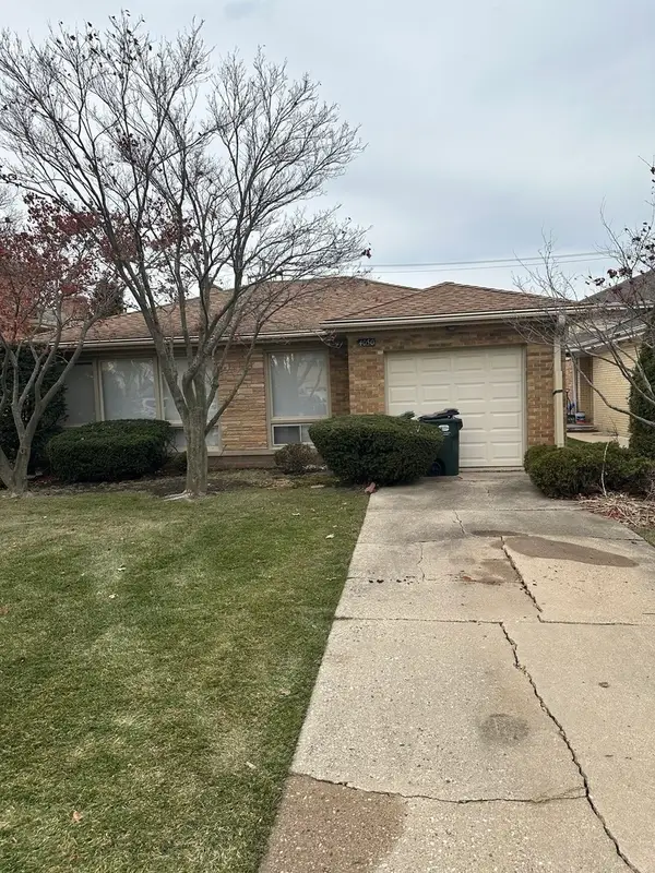 4050 W Columbia Avenue, Lincolnwood, IL 60712