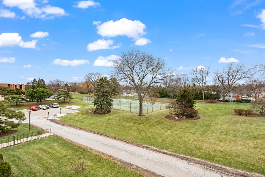 1415 E Central Road #306A, Arlington Heights, IL 60005 - Image #3