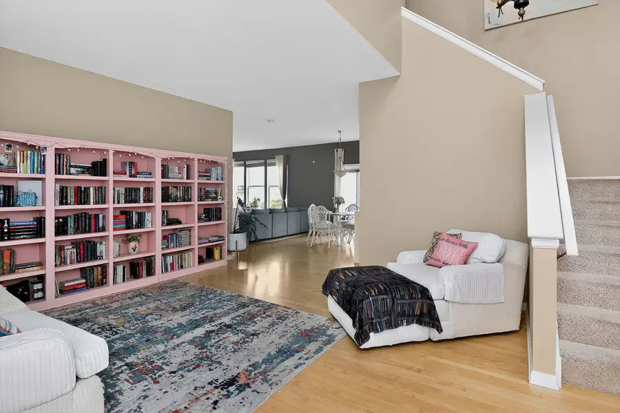 4781 Highwood Lane, Lake In The Hills, IL 60156 - Image #2