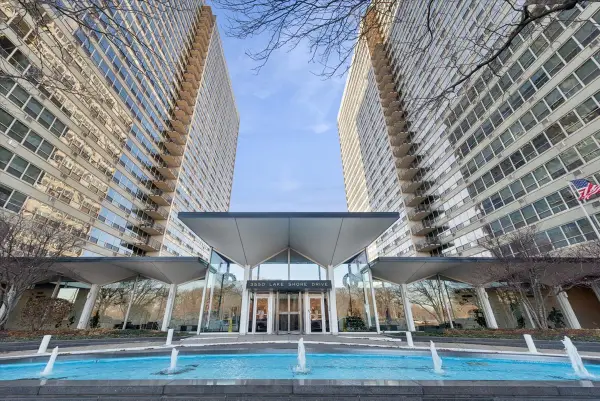 3550 N Lake Shore Drive #624, Chicago, IL 60657