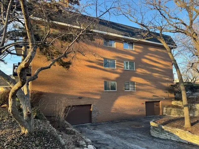 1198 Royal Glen Drive #204E, Glen Ellyn, IL 60137 - Image #3