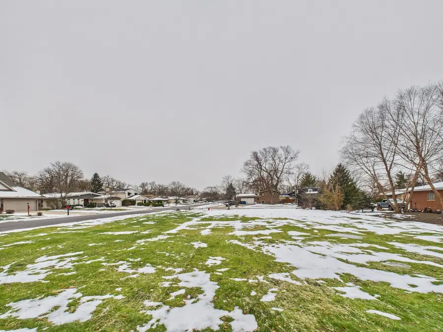 12412 S Melvina Avenue, Palos Heights, IL 60463 - Image #3