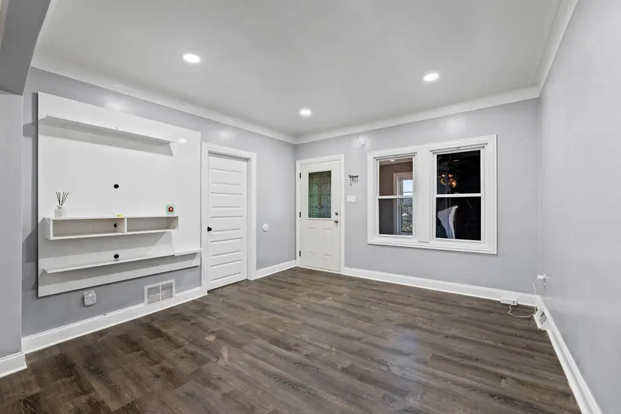 243 Waltham Street, Calumet City, IL 60409 - Image #2