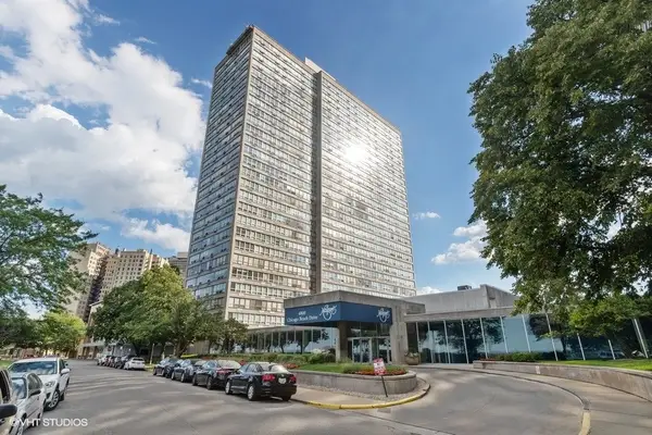 4800 S Chicago Beach Drive #2706S, Chicago, IL 60615