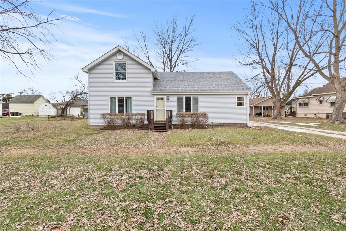 303 S Jackson Street, Gardner, IL 60424 - Image #1