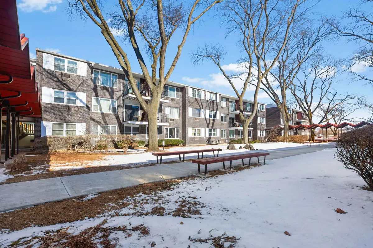 8712 Skokie Boulevard #3L, Skokie, IL 60076 - #1