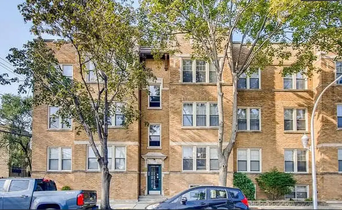 2306 W Jarvis Avenue #3, Chicago, IL 60645 - Image #1