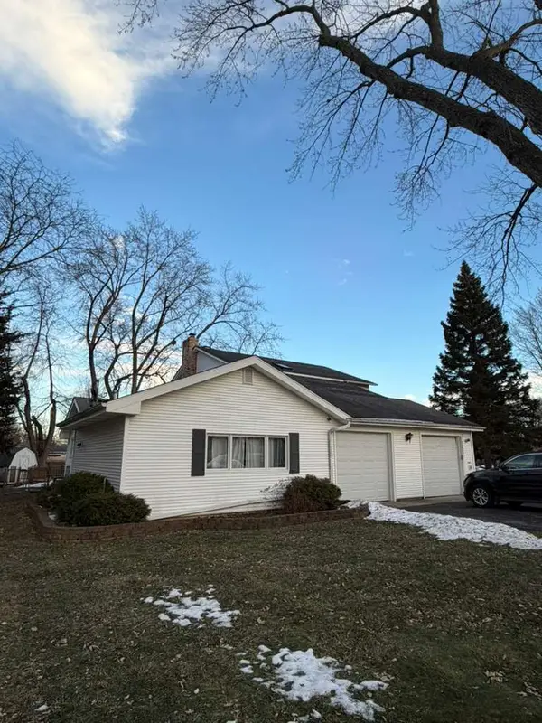 33639 N Greentree Road, Grayslake, IL 60030